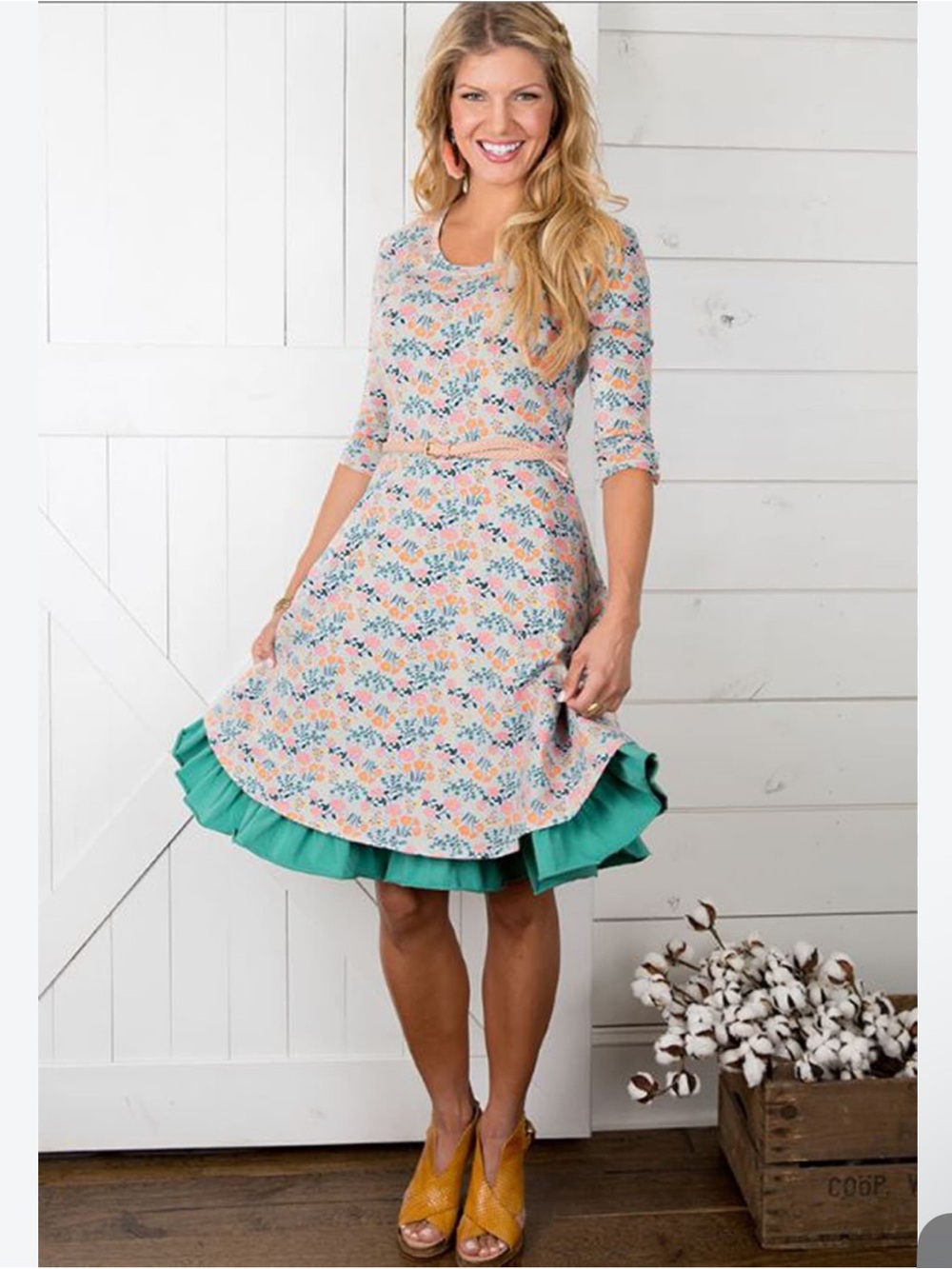 Matilda Jane x Joanna Gains "Down on the Farm" floral dress. Size: Large